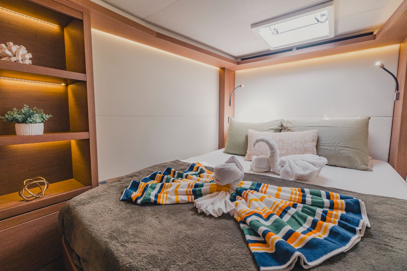 Adventure guest cabin